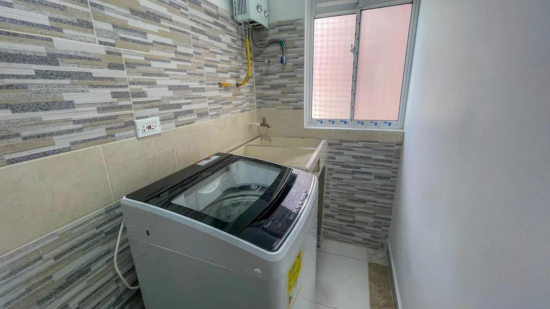 Pensión Casa Encanto, Apartamento - Habitaciones, Laureles-America Medellín
