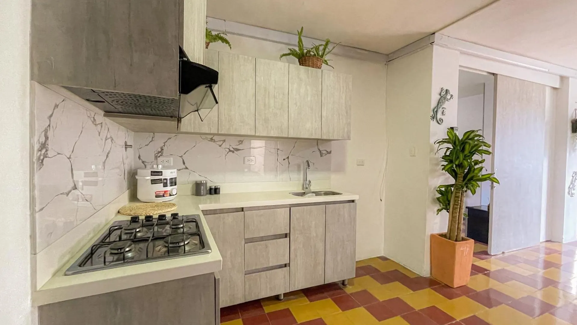 Casa Encanto, Apartamento - Habitaciones, Laureles-America Medellin 0*,  Colombia