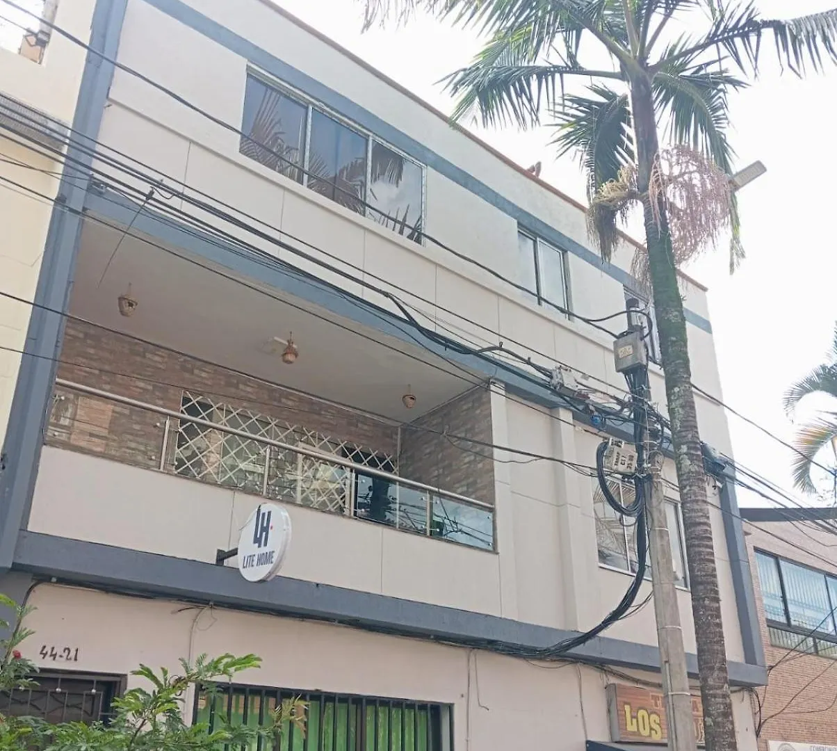 Casa Encanto, Apartamento - Habitaciones, Laureles-America Medellin Colombia
