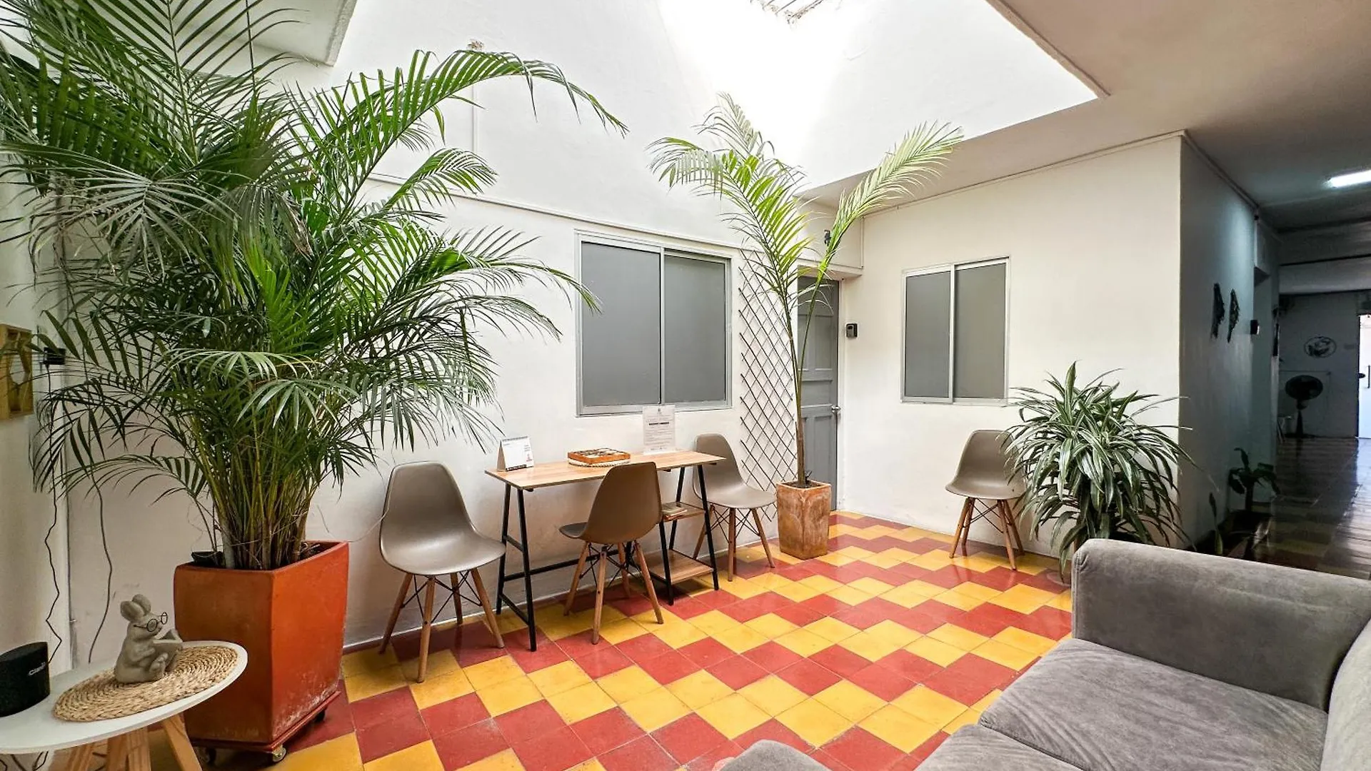 Casa Encanto, Apartamento - Habitaciones, Laureles-America contacts